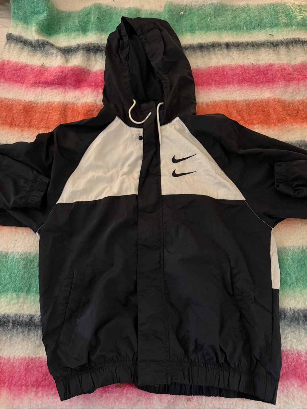 Nike Black & White Hooded Windbreaker Jacket